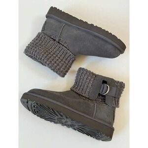 Ugg Womens Solene Mini Boots Suede Size 5 (New w/o box)